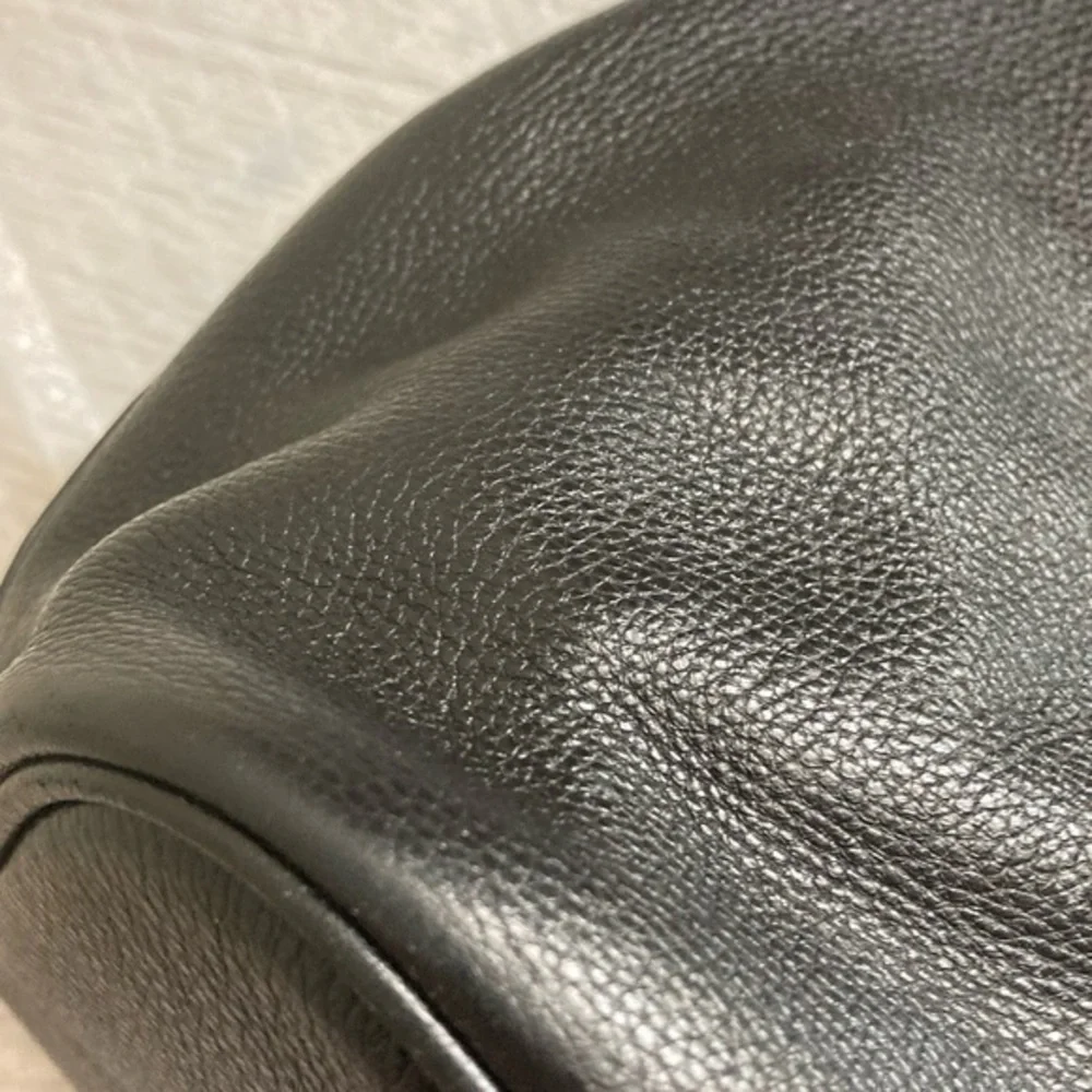 Michael kors soft leather shoulder bag